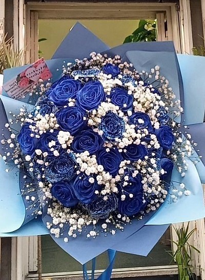 ■20 rose 120€ ■30 rose 170€ ■50 rose 250€