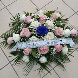 Cuscino funebre grande con rose colorate a scelta 80€